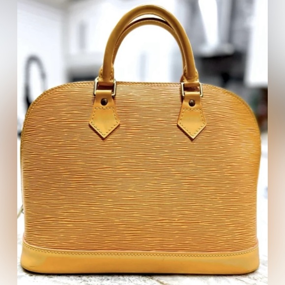 LV Alma bag - Picture 2 of 10